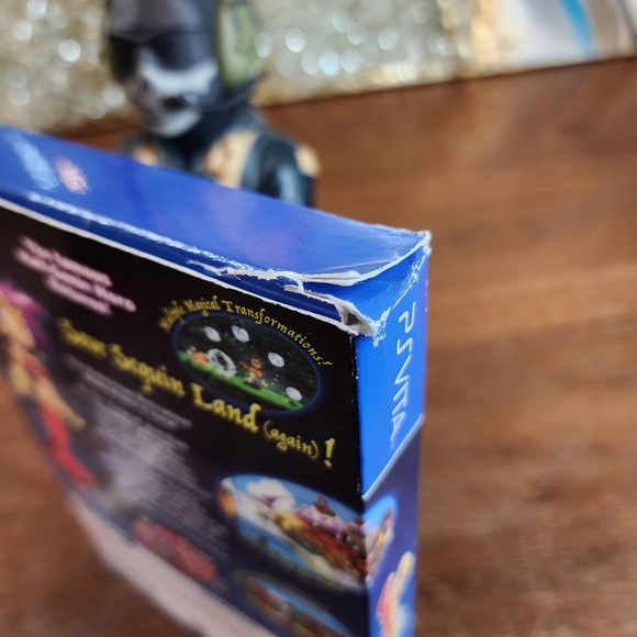 PSVita Shantae 1/2 half Genie Hero Risky Beats Edition Big Box Game CIB - Picture 8 of 9